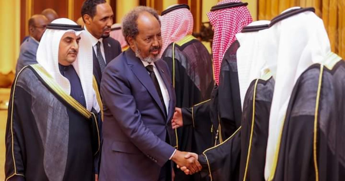 Madaxweyne Xasan Sheekh Oo Booqasho Tacsi Ah Ku Tegay Dalka Kuwait