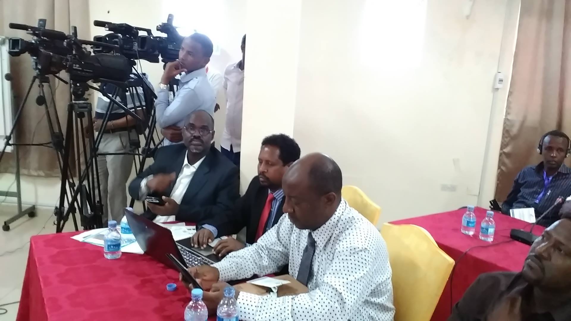 Khudbadaha laga jeediyay furitaanka shirka Warbaahinta ee Muqdisho – SAWIRRO