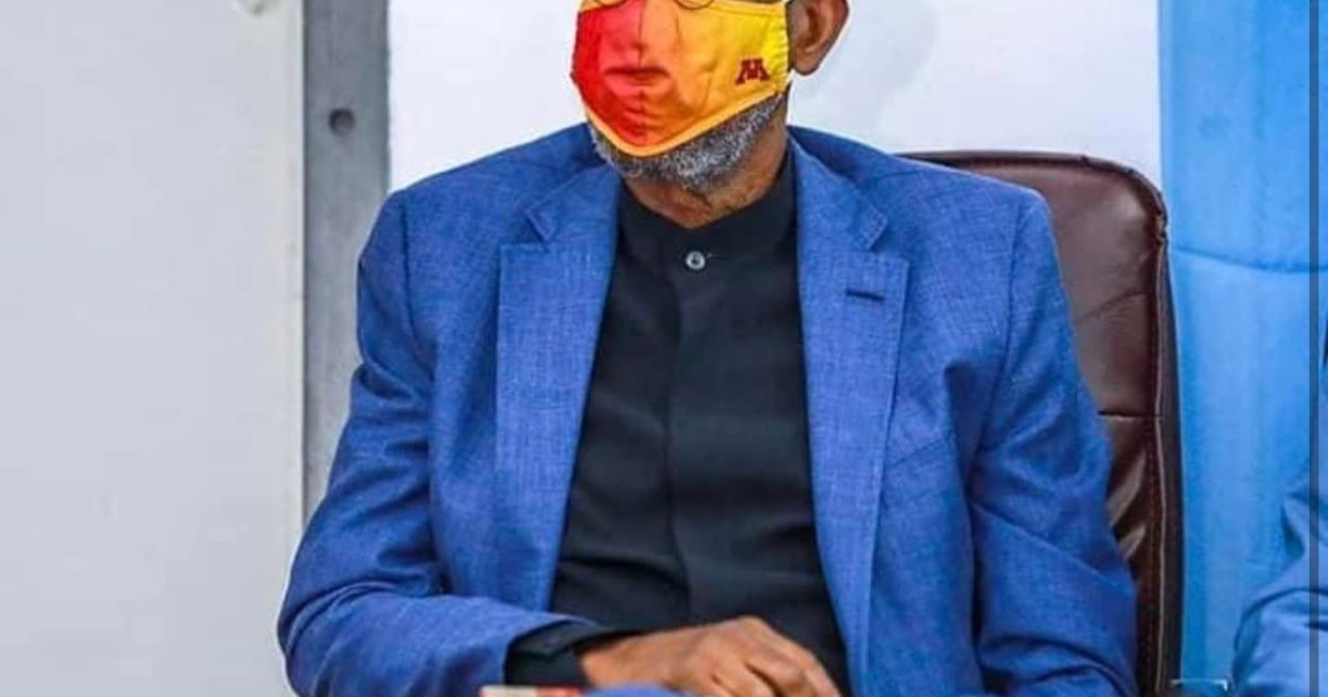 Sawirro: Guddiga doorashada ee FEIT oo shahaadooyinka xubinimo ee BF gudoonsiiyay afar Xildhibaan