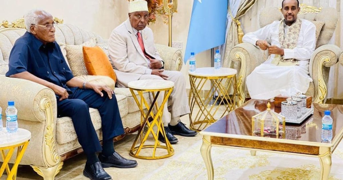 Muxuu RW Rooble caawa kala hadlay gudoomiyeyaasha KMG ah ee BF?