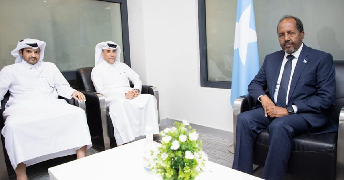 Madaxweynaha Xasan Sheekh oo la kulmay Safiirka Qatar u jooga Soomaaliya