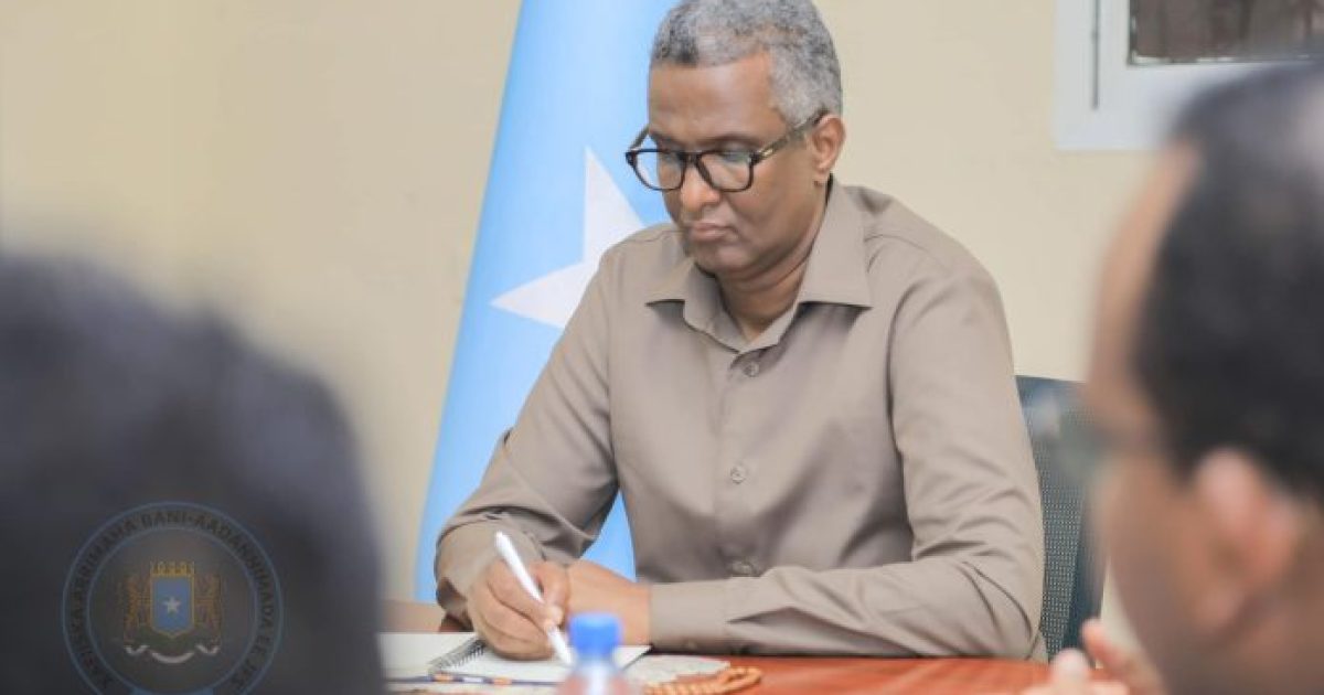 Ergayga gaarka ah ee arrimaha Beni-aadannimada oo la kulmay Guddiga Gurmadka Abaaraha