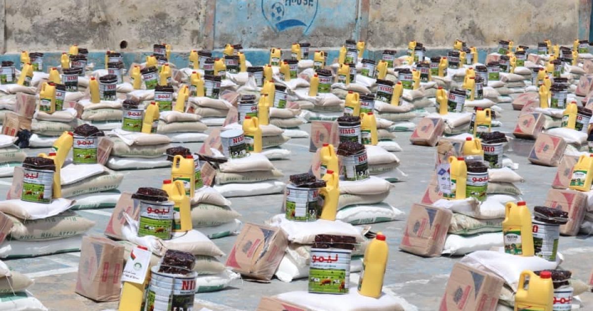 Saddex degmo oo ka tirsan Gobalka Banaadir oo deeq rashin ah laga qeybiyay