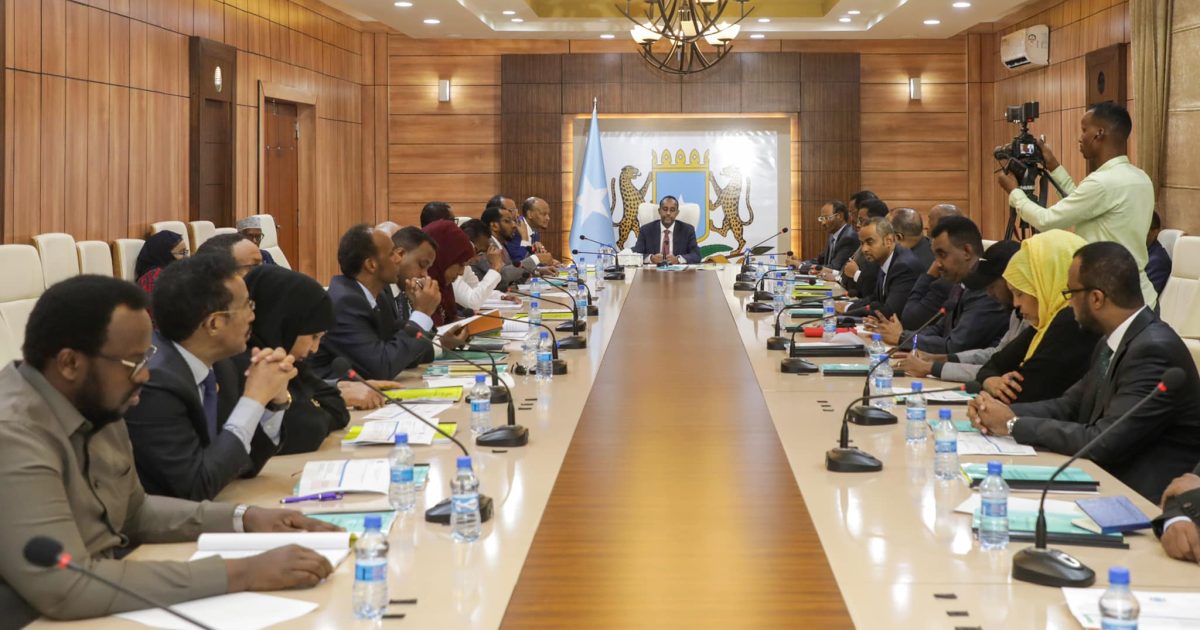 Ra’iisul Wasaare Rooble oo maanta shir gudomiyay kulanka Golaha Wasiirada.