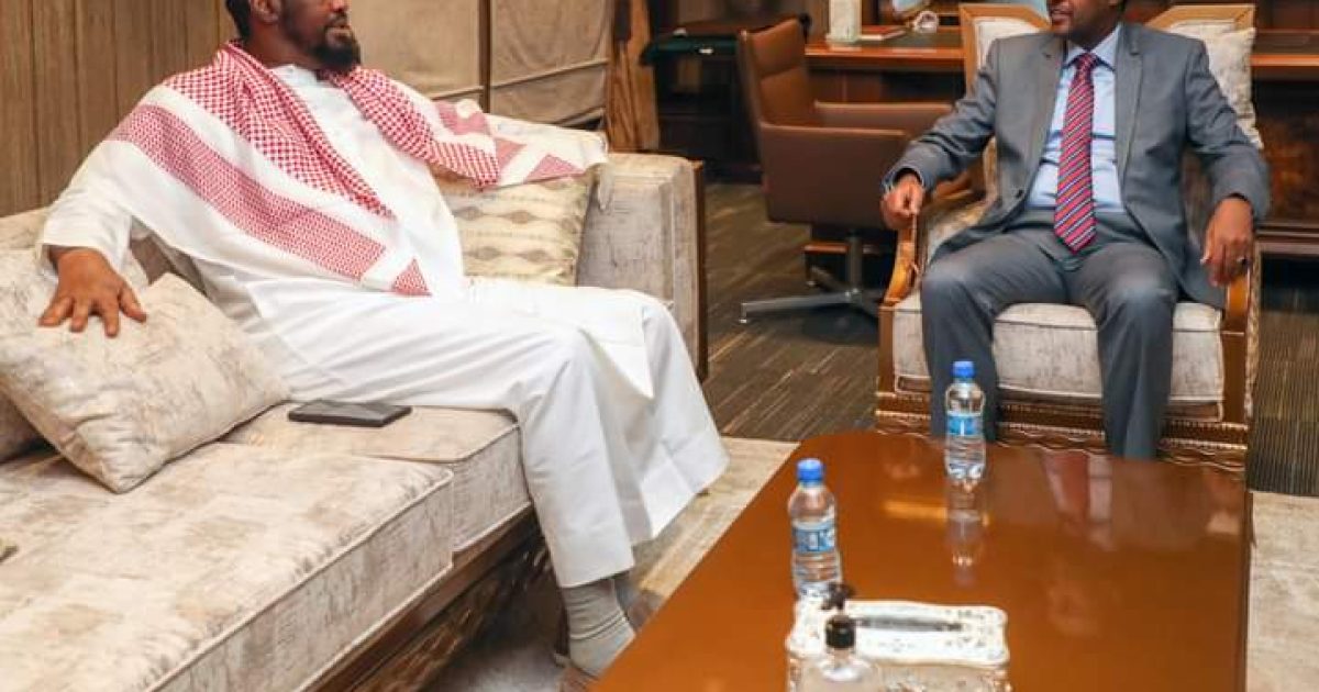 RW Rooble oo xafiiskiisa ku qaabilay madaxweynaha Jubbaland