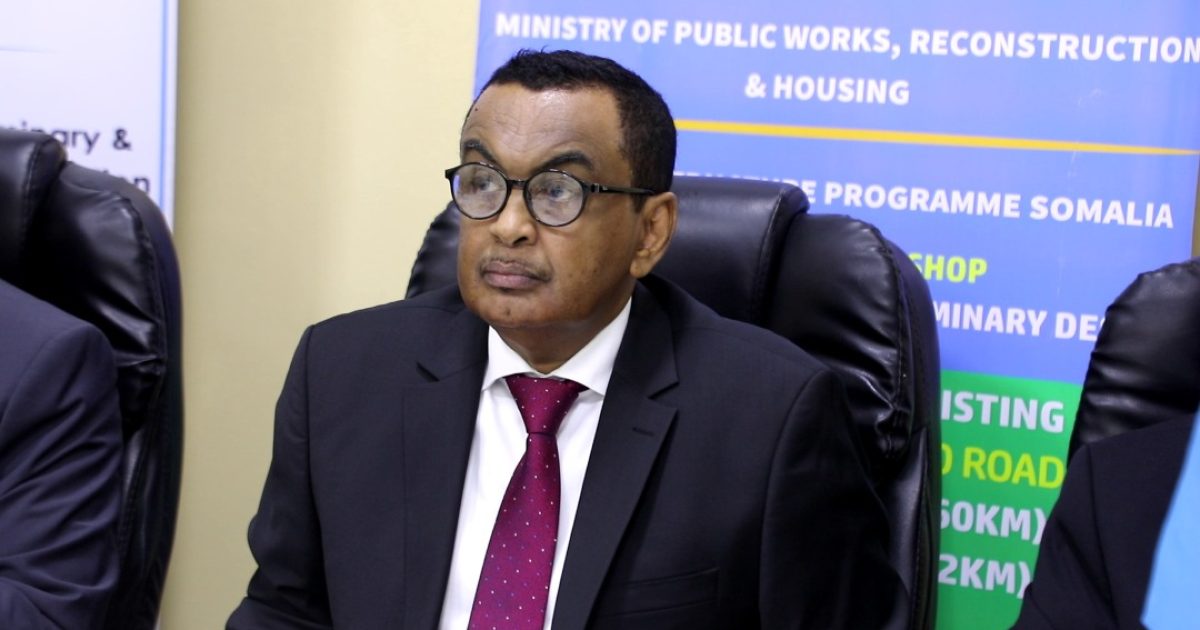 Muxuu ka yiri Wasiirka Howlaha Guud shirka mashruuca dib u dhiska Waddooyinka?