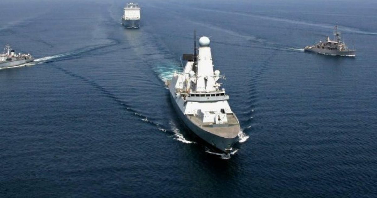 Iiraan oo Gacanta ku dhigtay Marakiib Shidaal