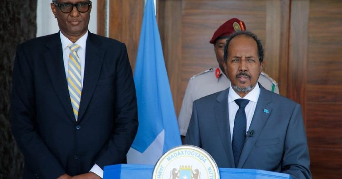 Madaxweyne Xasan Sheekh oo ergayga abaaraha u magacaabay Xildhibaan CC Shakuur