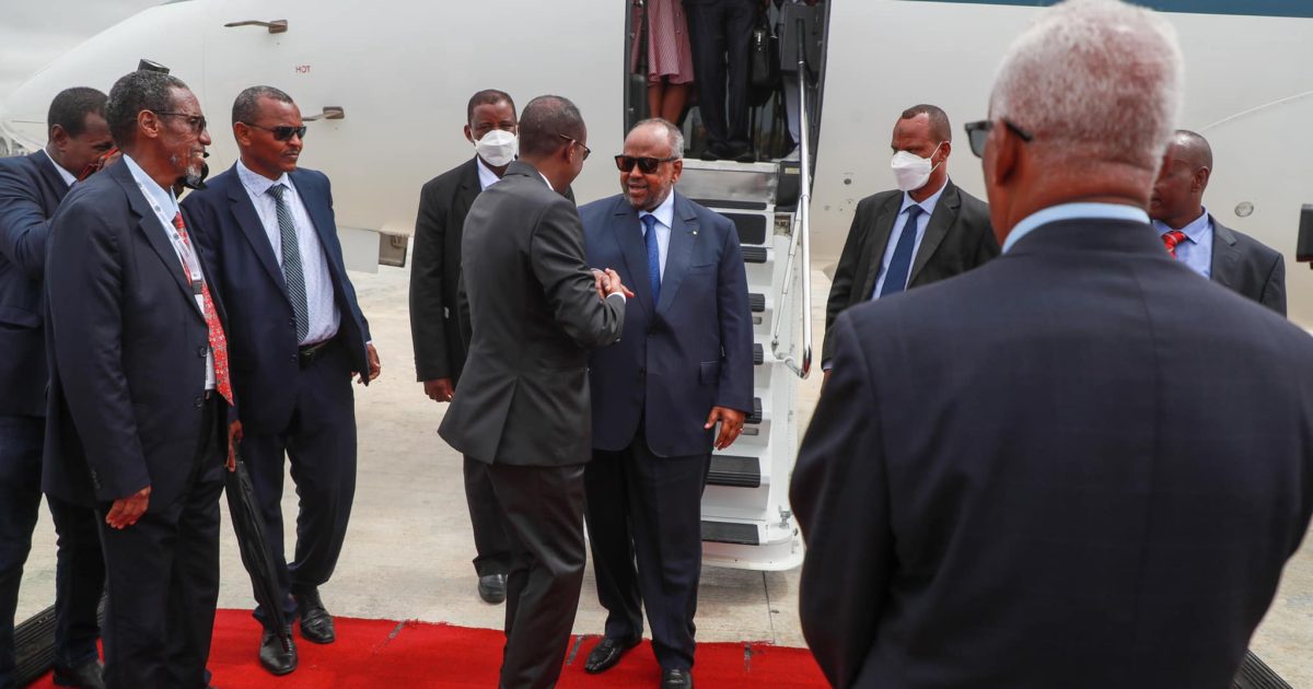 Madaxweynaha Jabuuti, Ra’isul wasaariyaasha Ethiopia iyo Masar oo soo gaaray Muqdisho +Sawirro