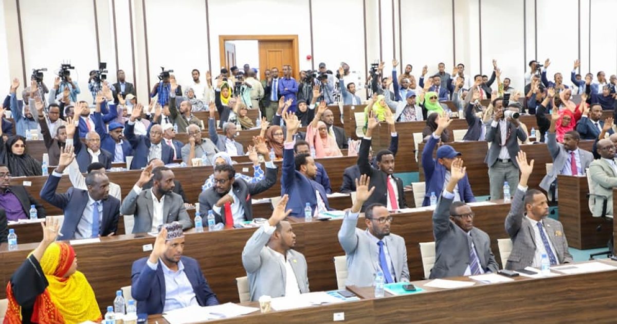 Xildhibaamnada labada Aqal ee Baarlamaanka Soomaaliya  oo si wadajir ah u ansixyay miisaaniyadda 2022