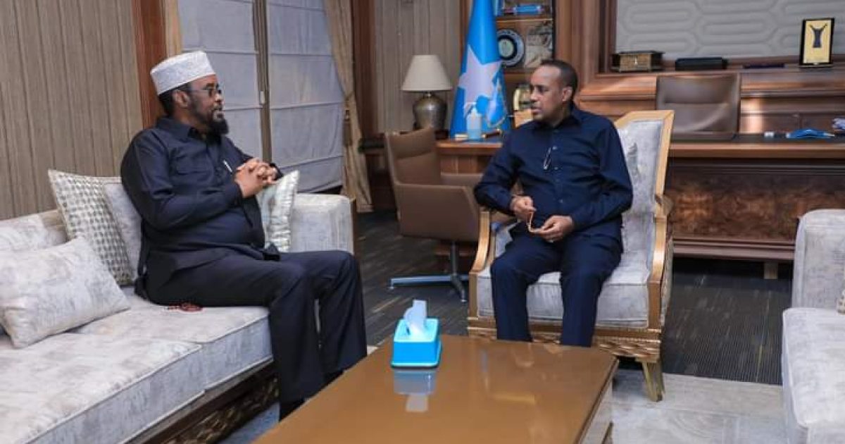 RW Rooble oo xafiiskiisa ku soo dhaweeyay Madaxweynaha Jubbaland