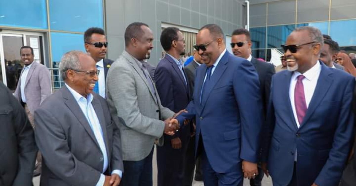 Madaxweynaha Puntland oo si diiran loogu soo dhaweeyay Muqdisho