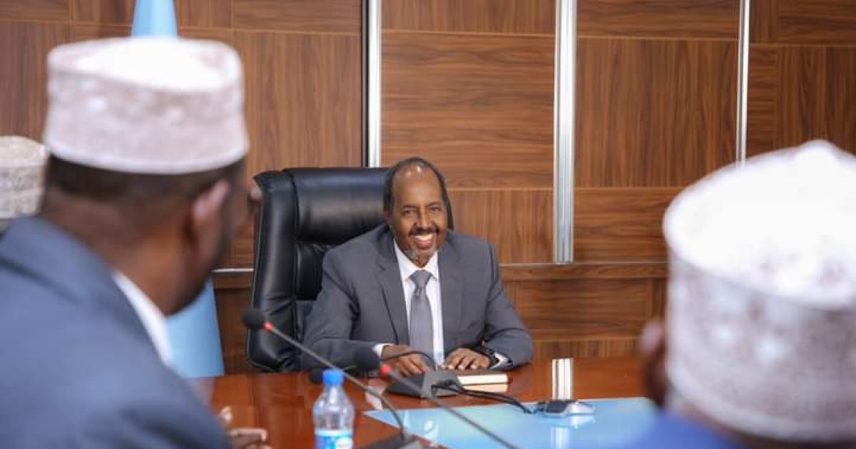Madaxweyne Xasan Sheekh oo Madaxtooyada ku qaabilay Ganacsatada Soomaaliyeed ee Dalka Kenya