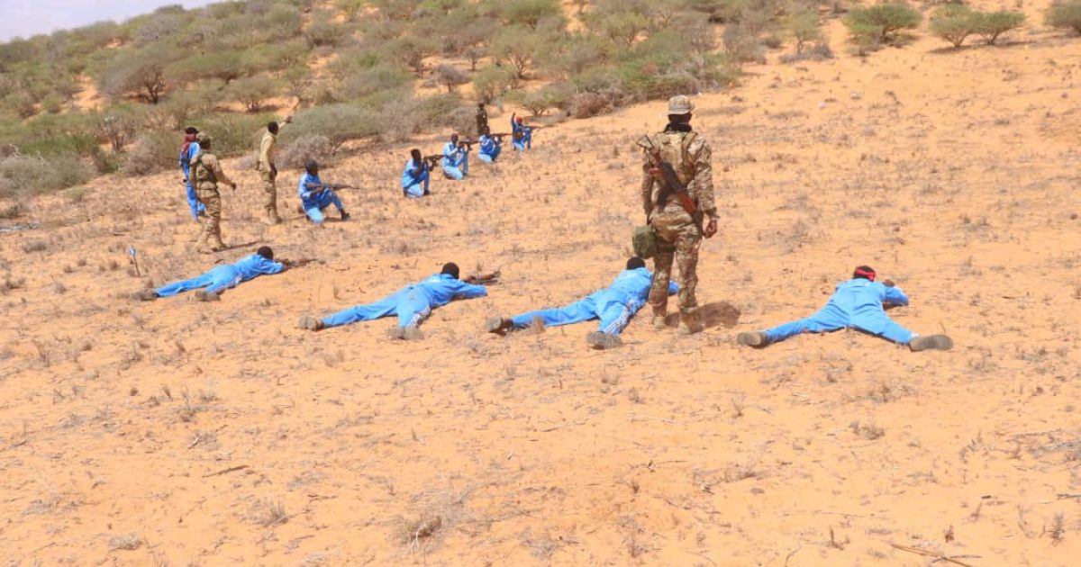 ciidamo hab deegaan u abaabulan oo loo diyaarinayay dagaalka ka dhanka ah Al-Shabaab+Sawirro