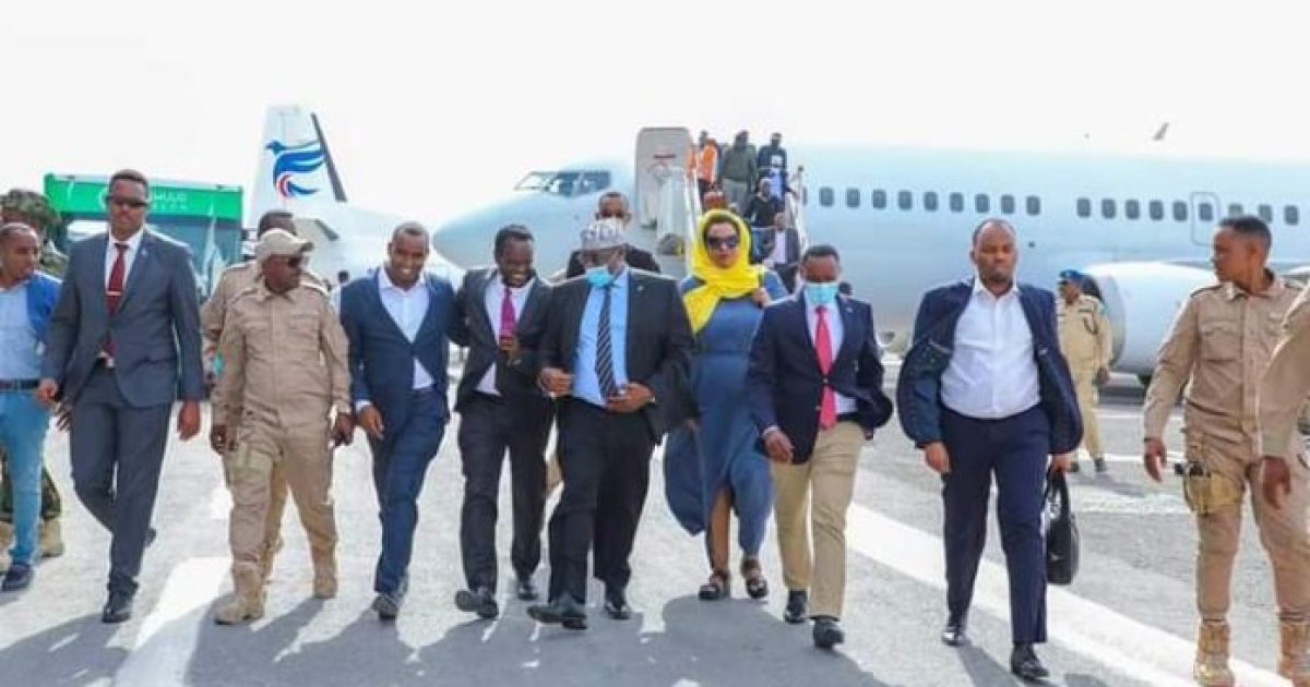 Guddoomiyaha Golaha Shacabka JFS oo dalka dib ugu soo laabtay