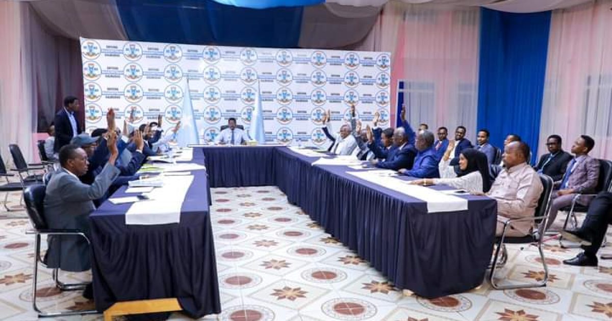 Labo sharci oo lagu ansixiyey shir ay isugu yimaadeen golaha wasiirrada Galmudug