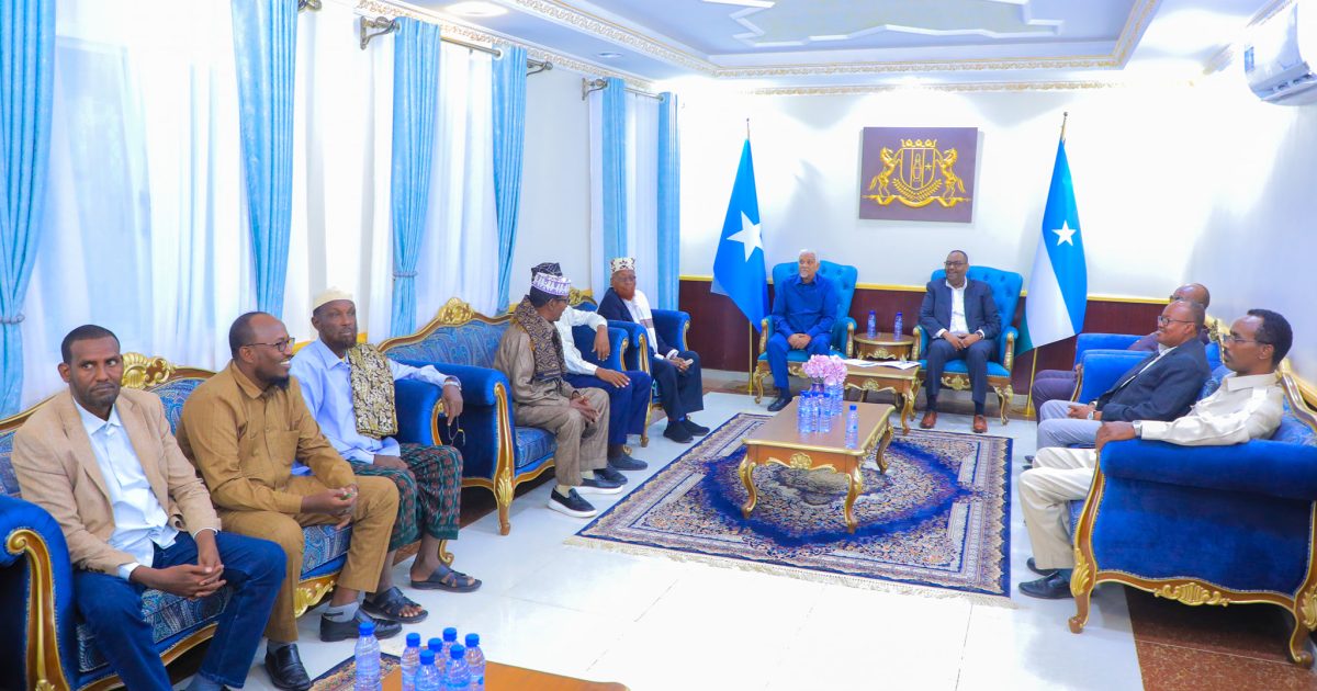 Madaxweynaha Puntland oo Guddiga nabadaynta deegaanka Puntland