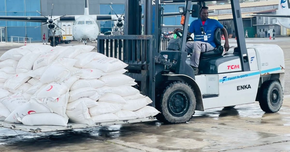 Dowladda federaalka oo gurmad u dirtay shacabka gobolka Bakool+Sawirro