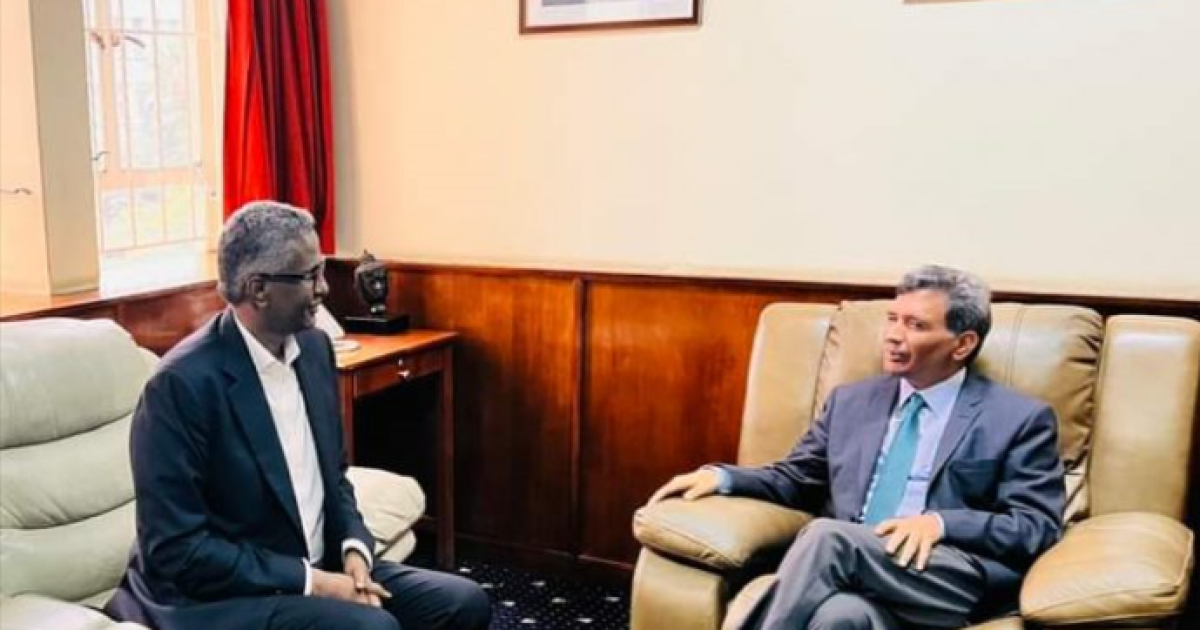 Ergeyga Madaxweynaha JFS u qaabilsan arrimaha bini’aadminimada oo kulan la qaatay Danjiraha Hindiya u fadhiya Soomaaliya