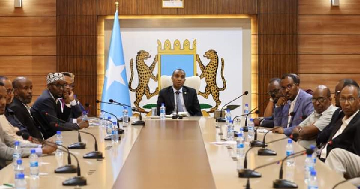 Ra’iisul Wasaare Xamse Oo Qaabilay Qaar Ka Mid Ah Ganacsatada Dallka “SAWIRRO”