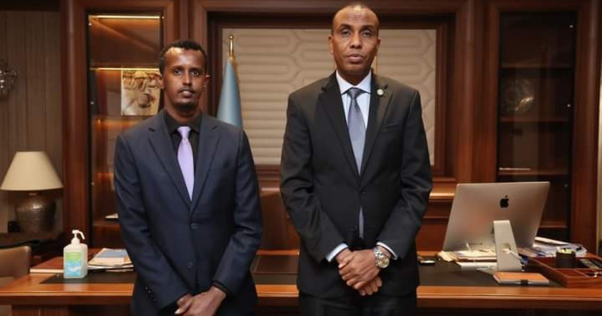 Ra’iisul Wasaare Xamse Oo Qaabilay Agaasimaha Tvga Qaranka Sharmake Maxamed