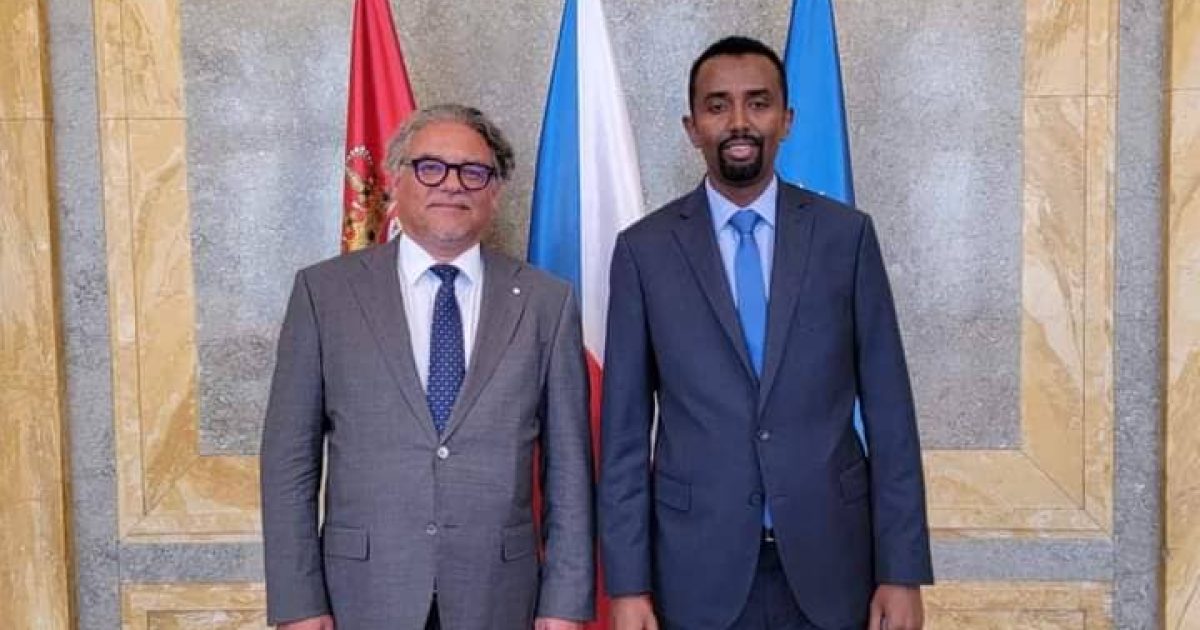 Safiirka Soomaaliya ee dalka Serbia oo kulan la yeeshay dhiggiisa Jamhuuriyadda Czech Republic