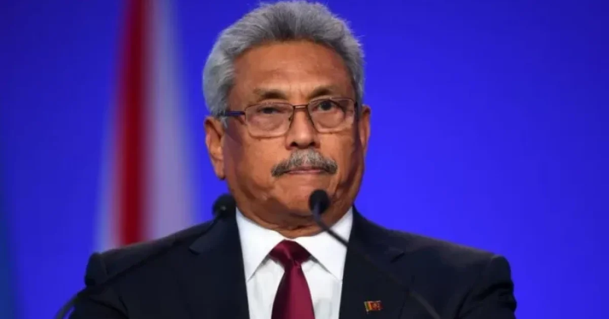 Madaxweynihii Sri Lanka oo dalkiisa ka cararay