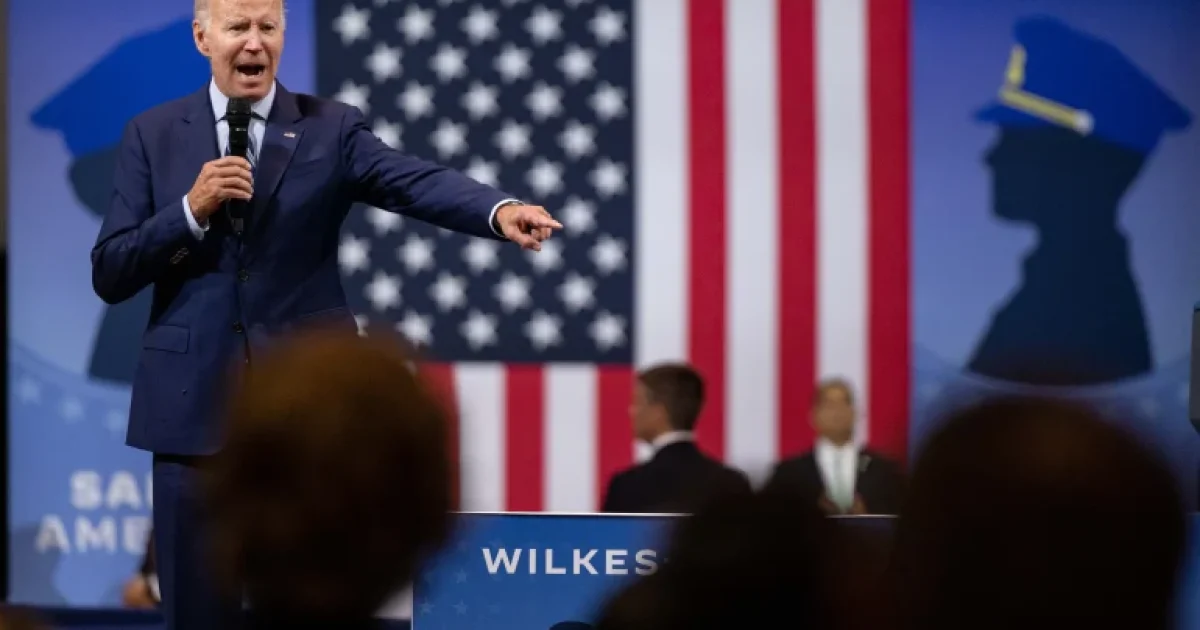 Biden oo dhaleeceeyay hanjabaado loo jeediyay FBI-da ka dib baaritaankii Guriga Trump