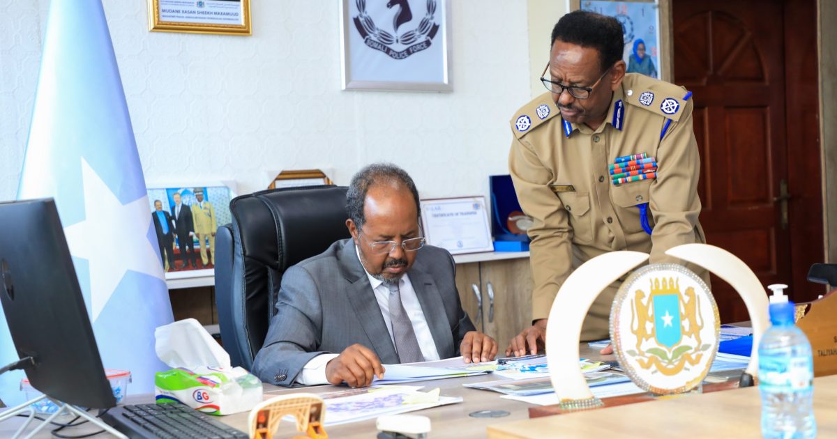 Madaxweynaha Dalka Oo Kormeer Shaqo Ku Tagay Taliska Ciidanka Booliska Soomaaliyeed “SAWIRRO”