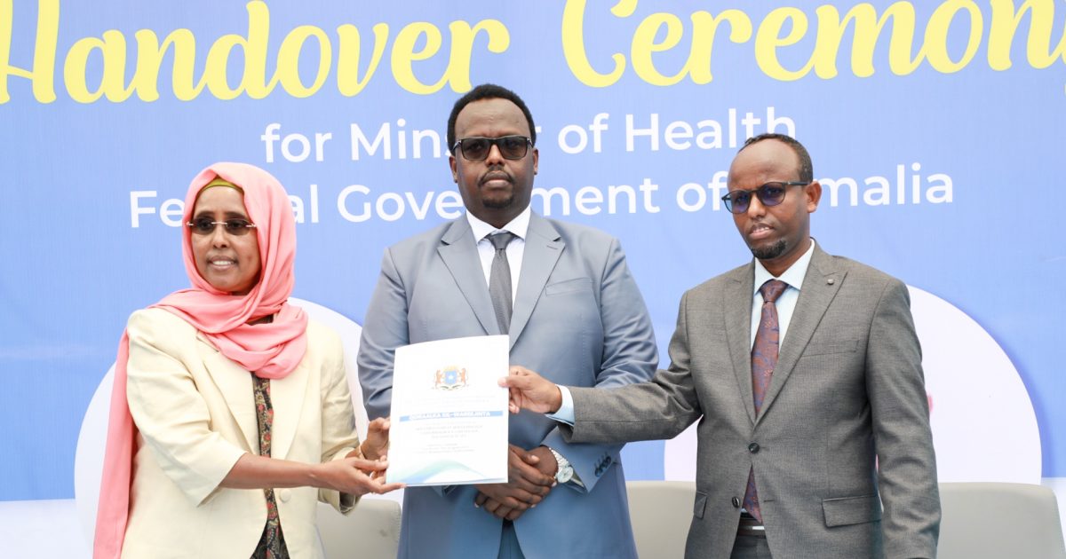 Wasiirka Cusub Ee Caafimaadka Oo Xilka La Wareegay