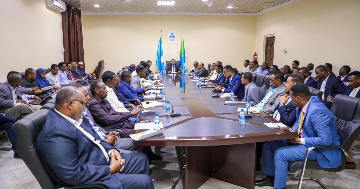 Madaxweynaha Hirshabeelle Oo Shir Guddoonshay Kulanka Golaha Wasiirada