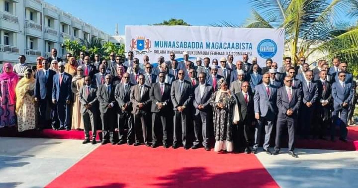 Ra’iisulwasaare Hamse oo magacaabay Xukuumadiisa Cusub.