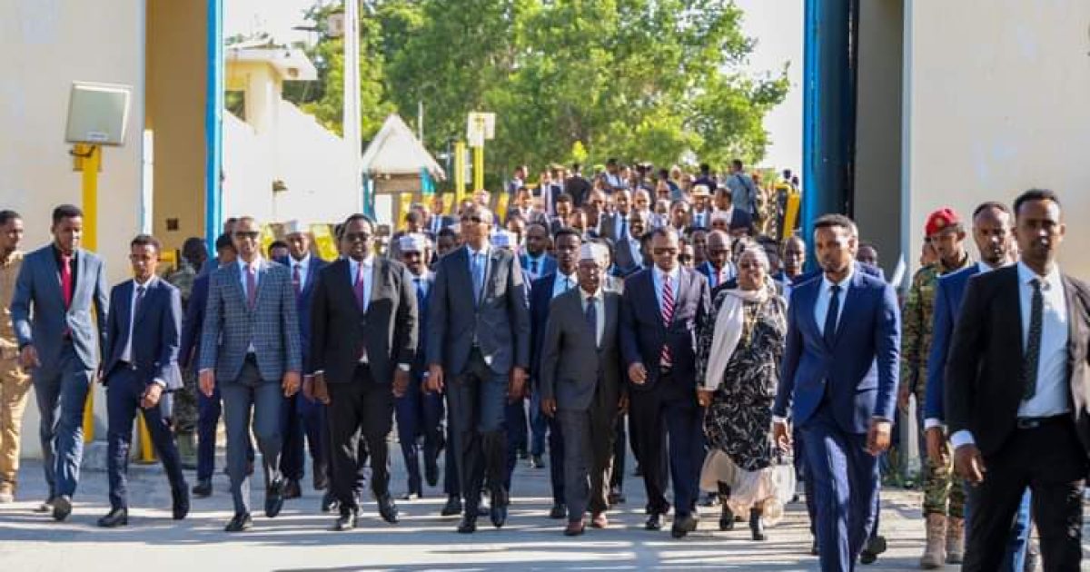 Ra’iisul Wasaare Xamse Oo Magacaabay Xubnaha Golaha Wasiirada