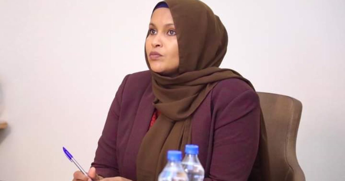 Wasiirka Duulista Hawada Oo La Kulantay Agaasimayaal Ka Socda Hay’adda Duulista Rayidka