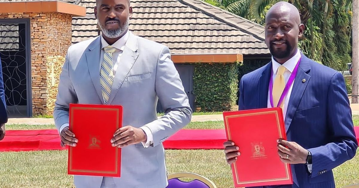 Agaasimaha Guud ee W/ Qorsheynta iyo Gudoomiyaha maalgashiga Uganda oo heshiis gaaray