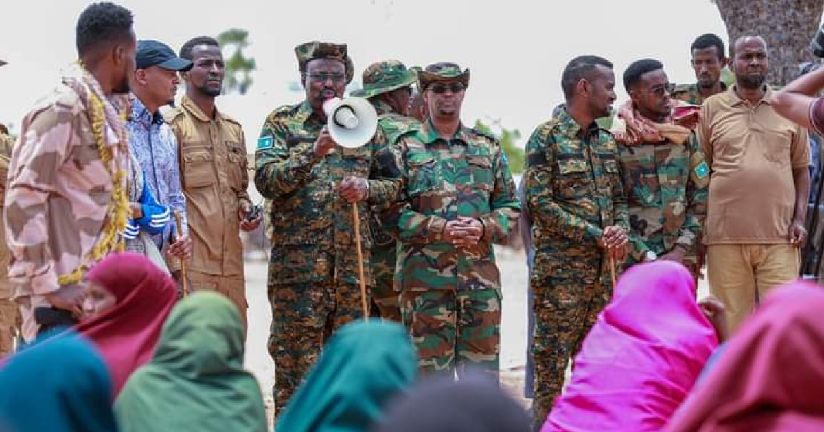 Cali Guudlaawe oo deeq raashin ah gaarsiiyay dad danyar ah