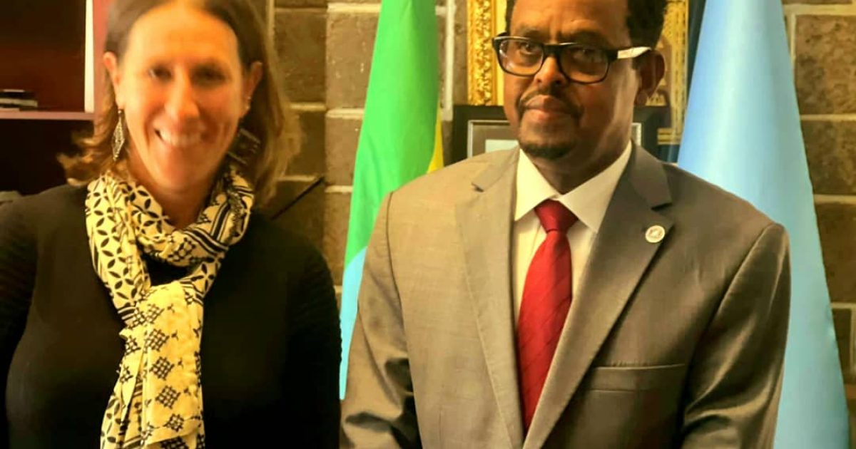 Dawladaha Soomaaliya iyo Maraykanka Oo Ka Wada Hadlay Xoojinta Xiriika Diblomaasiyadeed Ee Labada Dal