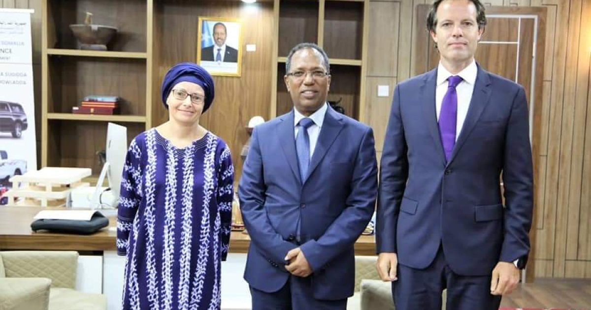 Wasiirka Maaliyadda XFS Oo Kulan La Qaatay Guddiga Maamul Wanaagga Maaliyadda {FGC}