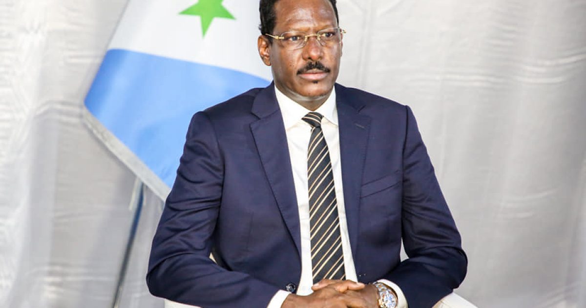 Qoor Qoor oo hambalyo u diray maamulka cusub ee degmada Cadaado