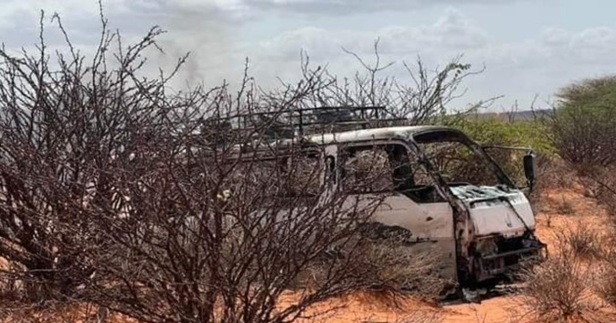 Maleeshiyada Al-shabaab oo xalay qarax la beegsatay gaari ay la socdeen dad shacab ah