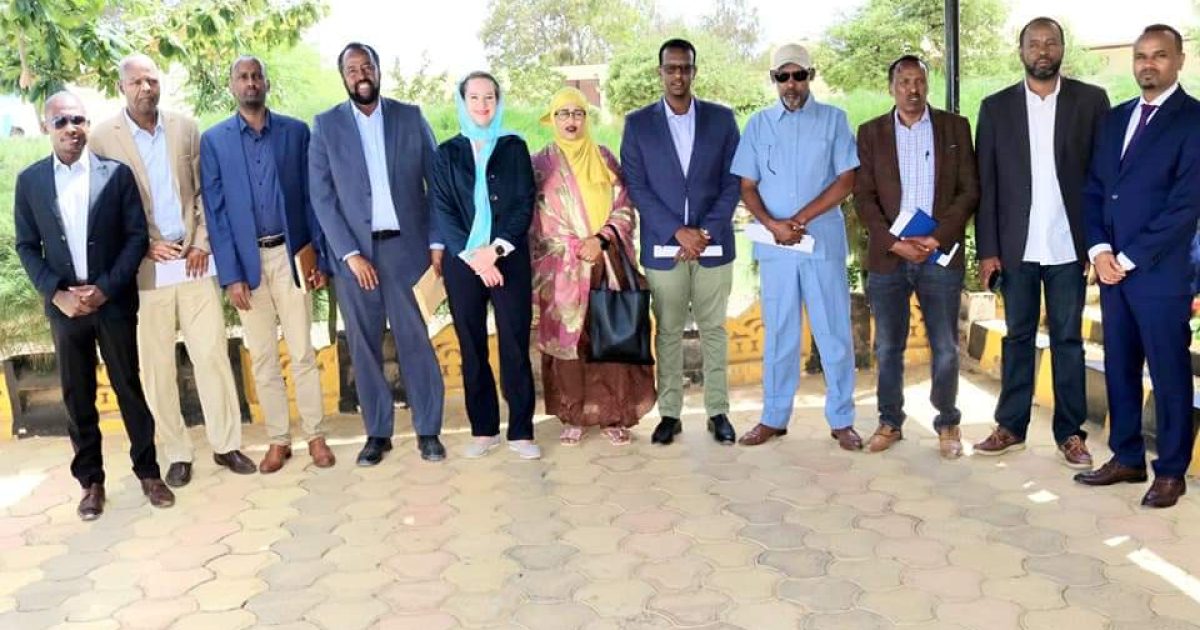 Guddiga Gurmadka Abaaraha KGS Oo Kulan La Qaatay Madaxda IOM 