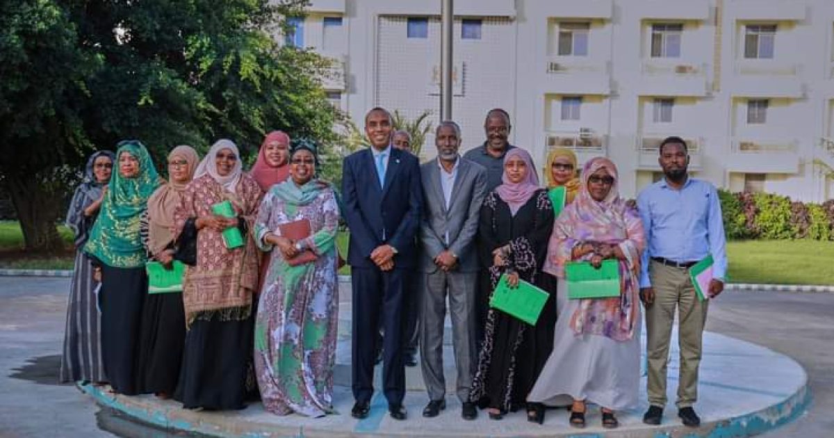 Ra’iisul Wasaare Xamse Oo Qaabilay Wasiirada Heer Federaal iyo Kuwa Dowlad Goboleedyada