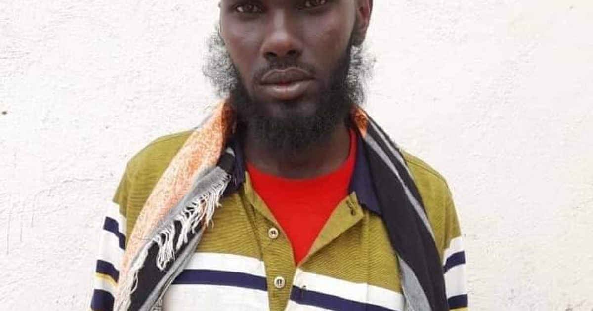 Maxamed Xasan Nuur oo ka tirsanaa Argagixisada oo isa soo dhiibay