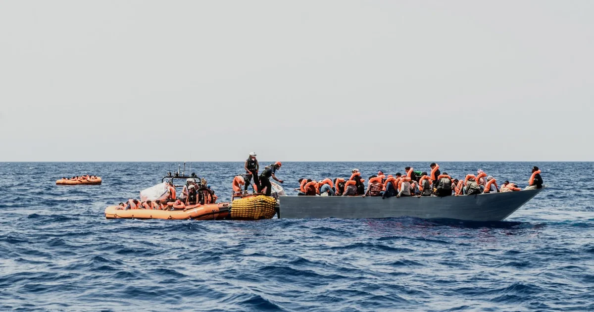 Tahriibayaal Afrikan ah oo ku waxyelloobay xeebaha Giriiga