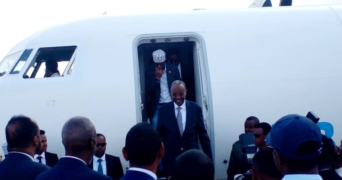 Madaxweynaha Koonfur Galbeed Oo Soo Gaaray Muqdisho