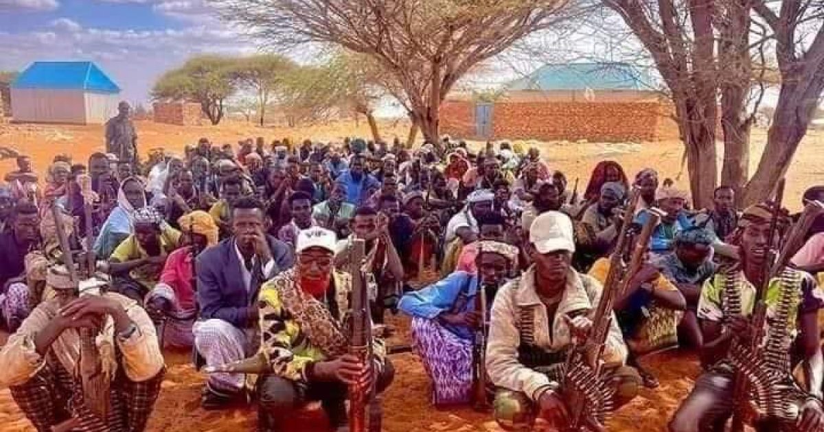 Wasiirka Arrimaha Gudaha XFS Oo Bogaadiyay Bulshada Isu Taagtay Ladagaallanka Argagixisada