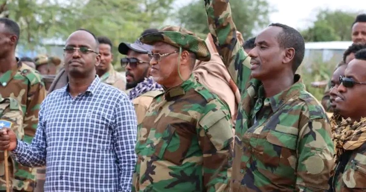 Guddoomiye Makaraan Oo La Kulmay Dhallinyaro U Diyaar Garoobay La Dagaallanka Argagixisada Al-Shabaab