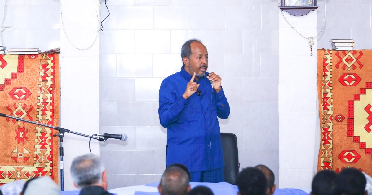 Madaxweynaha Dalka “Dadka Soomaaliyeed Waxa Ay Leeyihiin Maanta Hal Cadow Oo Ay Tahay In Ay Cudud Iyo Caqliba U Mideeyaan”