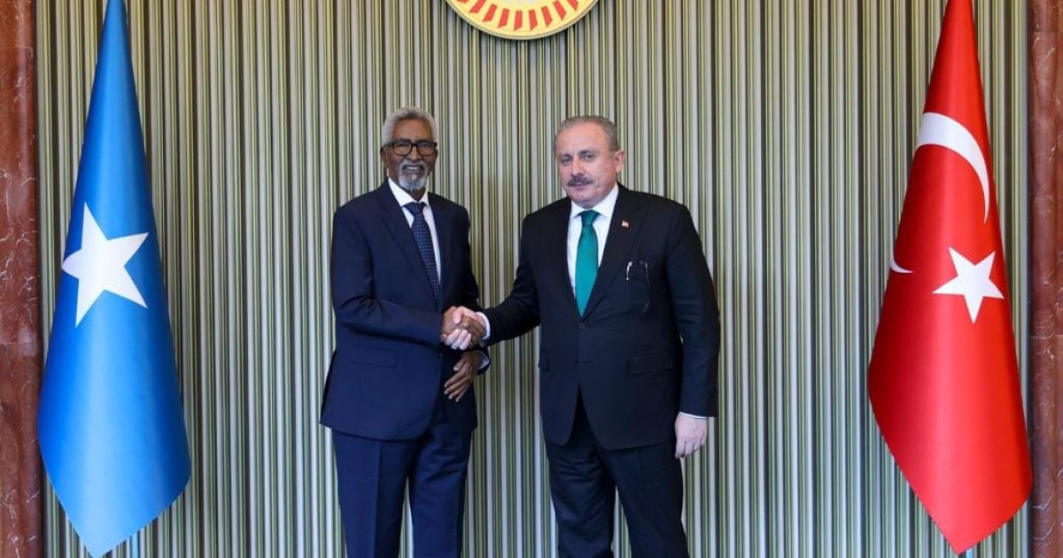 Guddoomiye Cabdi Xaashi oo la kulmay guddoomiyaha Baarlamaanka dalka Turkiga+Sawirro