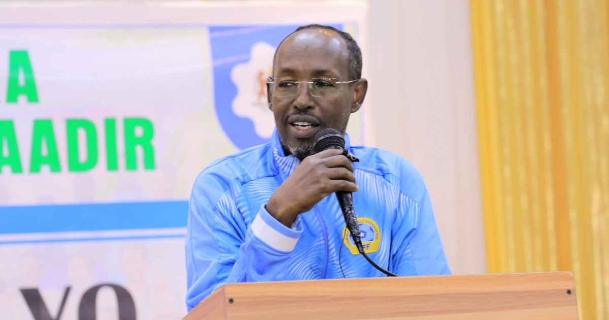 Duqa Muqdisho oo casha sharaf u sameeyay Cayaartooyda Xulka Qaranka ee 17-jirrada.